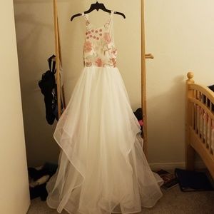 Prom/ballgown dress